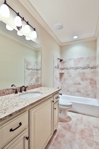 Giallo Ornamental