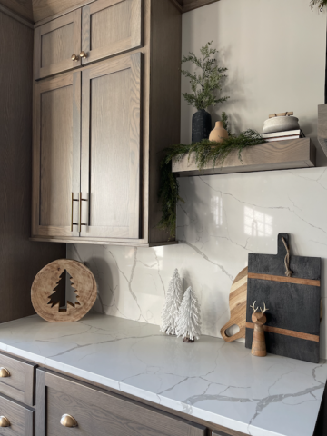 Calacatta Laza Quartz Countertops