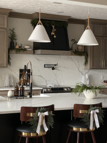 Calacatta Laza Quartz Countertops