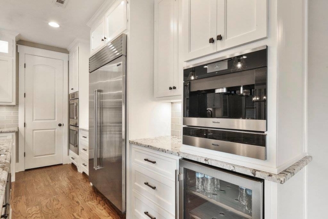 Royal White Granite 3