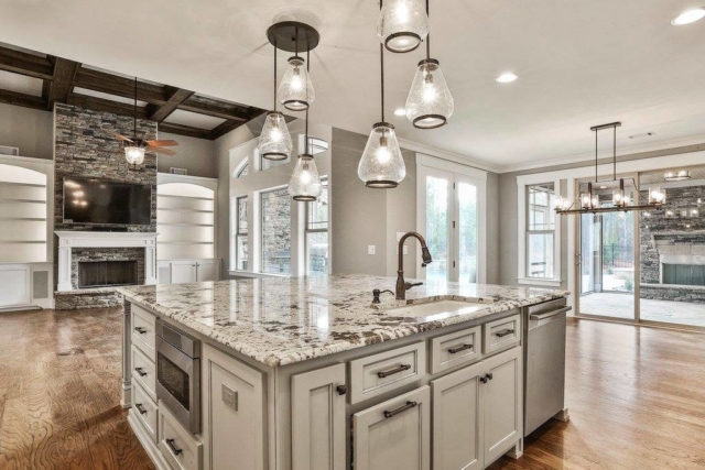 Royal White Granite 4
